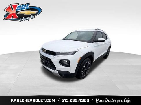Used 2021 Chevrolet TrailBlazer LT FWD image 1