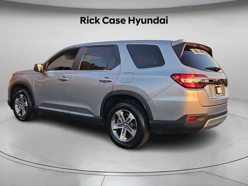 Used 2023 Honda Pilot EX-L image 8