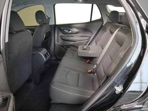 Used 2023 GMC Terrain SLE w/ Driver Convenience Package image 21