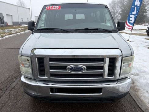 Used 2008 Ford E-350 and Econoline 350 Extended Wagon Super Duty image 4