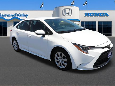 Used 2024 Toyota Corolla LE FWD image 1