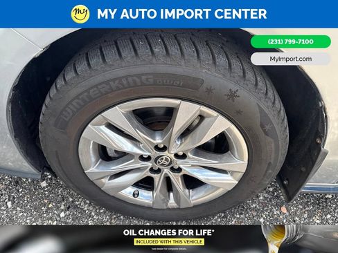 Used 2022 Toyota Sienna Limited AWD/4WD image 6