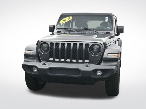 Used 2018 Jeep Wrangler Unlimited Sport S image 2