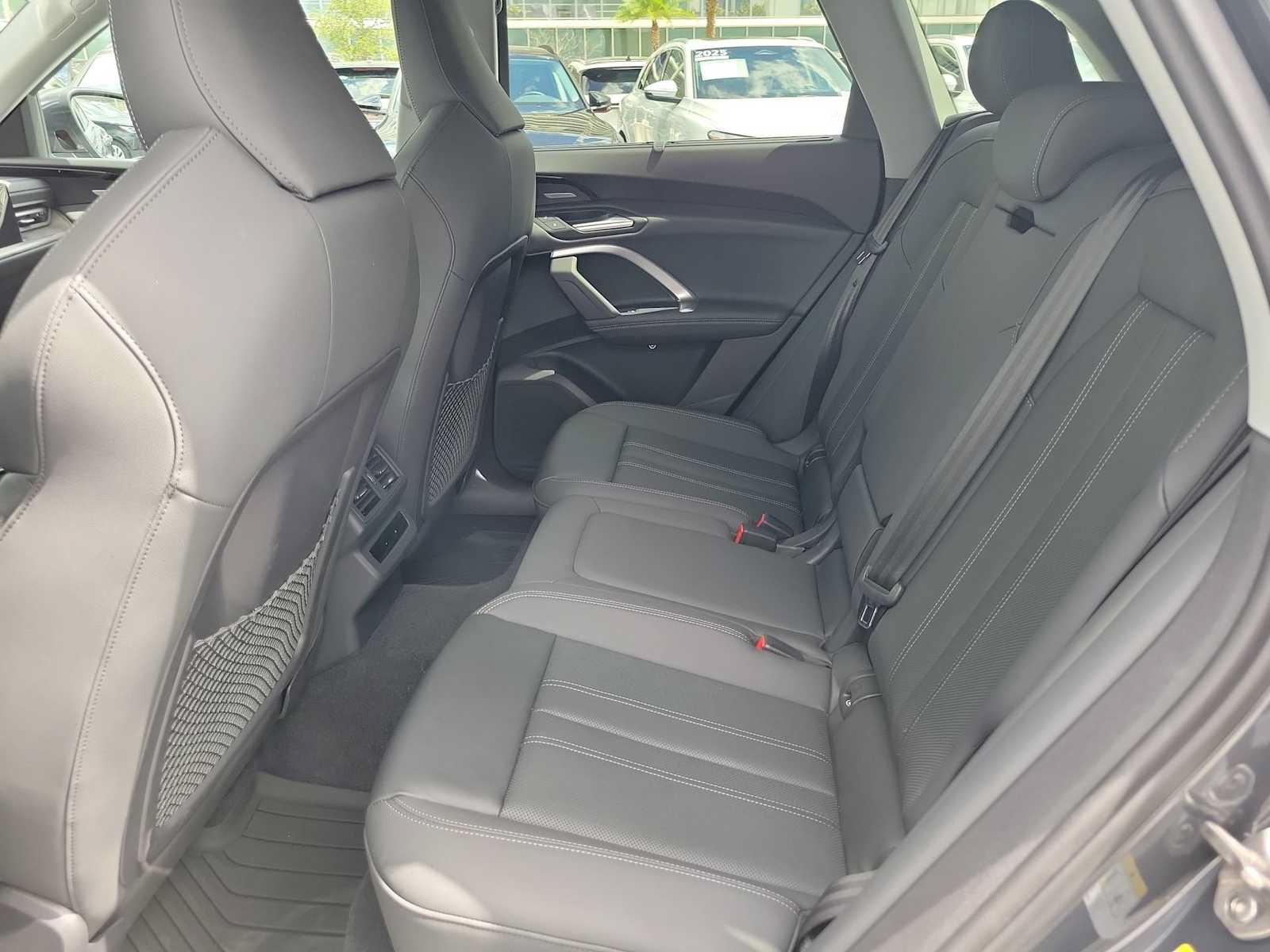Certified 2025 Audi Q5 Premium Plus w/ Premium Plus AWD/4WD image 18