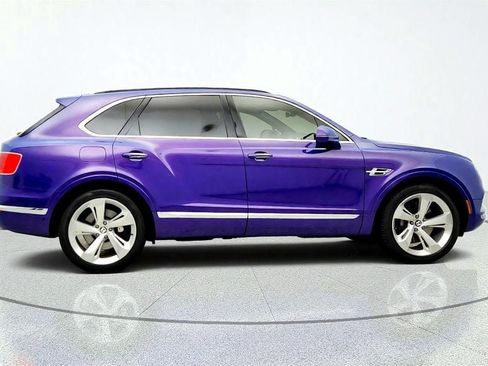 Used 2018 Bentley Bentayga AWD/4WD image 4
