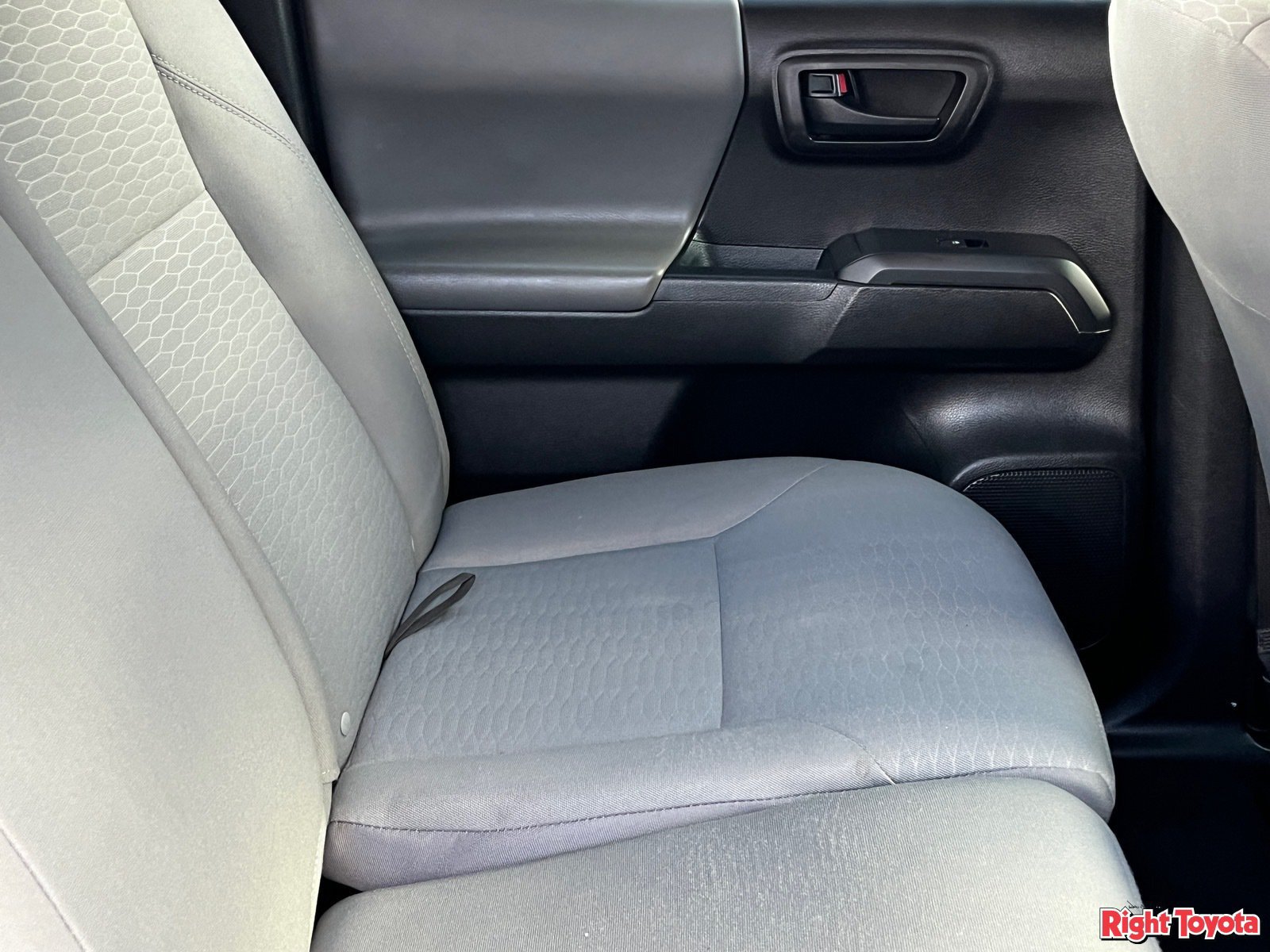 Used 2019 Toyota Tacoma SR w/ SR Convenience Package AWD/4WD image 15