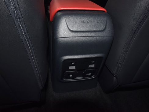 Used 2023 Ford Bronco Wildtrak AWD/4WD image 18