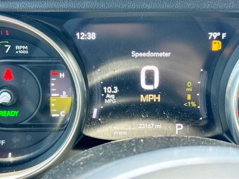 Used 2023 Jeep Wrangler Unlimited Sahara AWD/4WD image 13