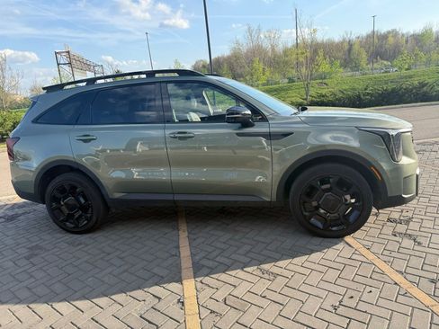 Used 2025 Kia Sorento X-Line EX image 4