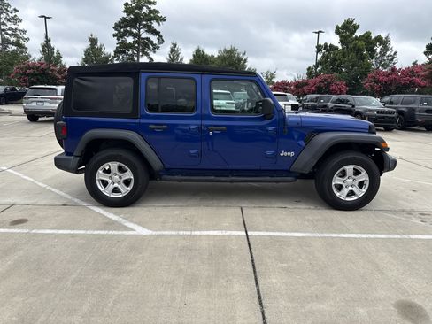 Used 2020 Jeep Wrangler Unlimited Sport S AWD/4WD image 10