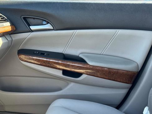 Used 2012 Honda Accord EX-L image 23