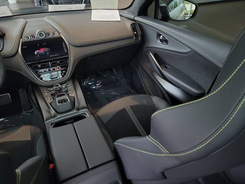 Used 2024 Aston Martin DBX 707 AWD/4WD image 20