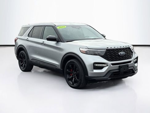 Used 2022 Ford Explorer ST w/ ST Street Pack AWD/4WD image 3