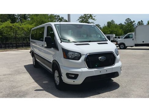 Used 2024 Ford Transit 350 XLT RWD image 3