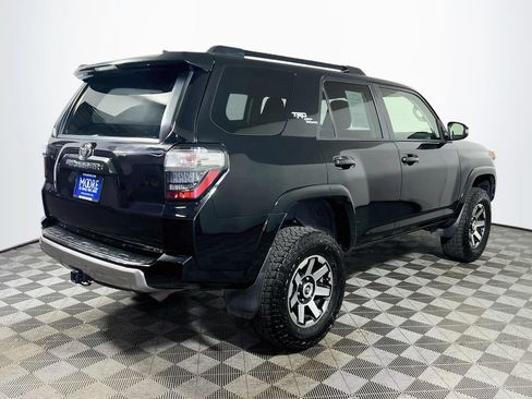 Certified 2022 Toyota 4Runner TRD Off-Road Premium AWD/4WD image 7