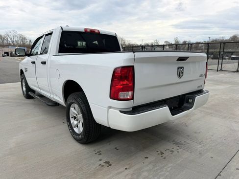Used 2019 RAM 1500 Express AWD/4WD image 7