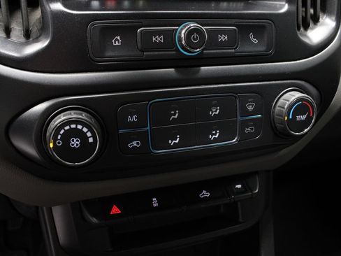 Used 2019 Chevrolet Colorado W/T w/ Custom Special Edition RWD image 31