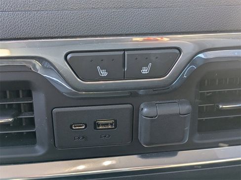 Used 2021 GMC Sierra 1500 Denali w/ Driver Alert Package II image 15