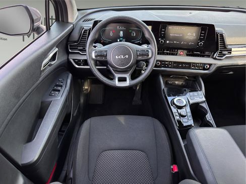 Used 2023 Kia Sportage LX AWD/4WD image 18