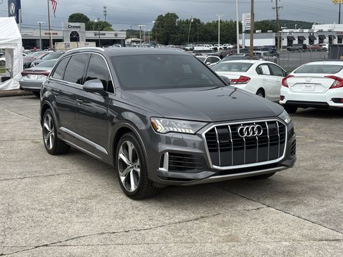 Used 2020 Audi Q7 3.0T Prestige w/ Prestige Package AWD/4WD image 1
