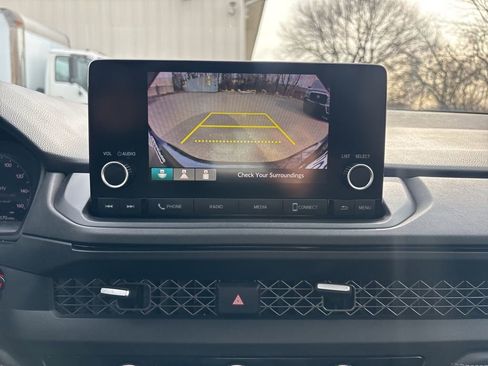 Used 2023 Honda Accord EX image 20