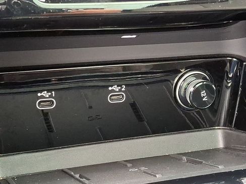 Certified 2025 Audi Q5 Premium w/ Convenience Package AWD/4WD image 24