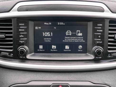 Used 2019 Kia Sorento FWD V6 image 15