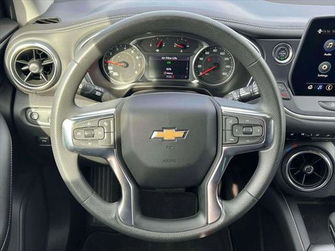 Used 2025 Chevrolet Blazer LT w/ Driver Confidence Package image 13