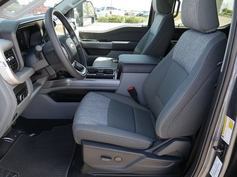 New 2026 Ford F350 XLT w/ XLT Premium Package AWD/4WD image 10