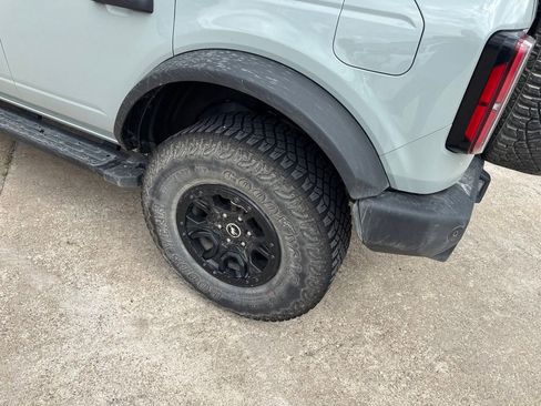 Used 2024 Ford Bronco Wildtrak AWD/4WD image 11