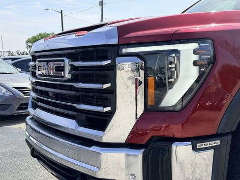 Certified 2024 GMC Sierra 2500 SLT w/ SLT Premium Package image 10