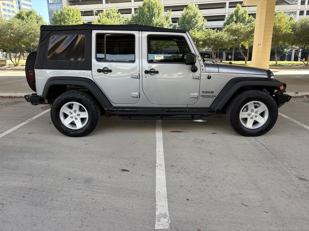Used 2016 Jeep Wrangler Unlimited Sport w/ Quick Order Package 23S AWD/4WD image 5