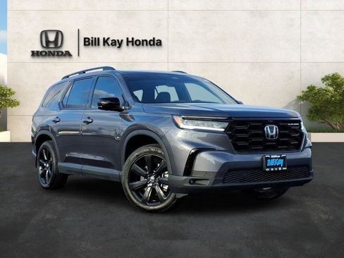 Used 2025 Honda Pilot Black Edition image 1