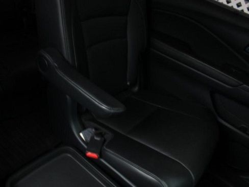 Used 2017 Honda Pilot Elite image 19