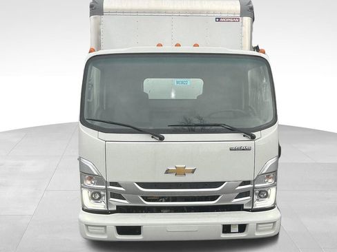 New 2024 Chevrolet Low Cab Forward image 7