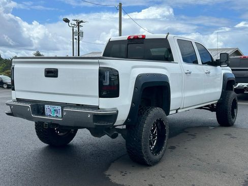 Used 2017 GMC Sierra 1500 SLT w/ SLT Premium Package AWD/4WD image 8