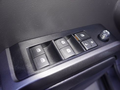 Certified 2023 Toyota Tacoma TRD Off-Road image 13