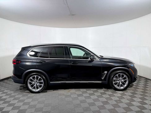 Used 2024 BMW X5 xDrive40i w/ Premium Package AWD/4WD image 7