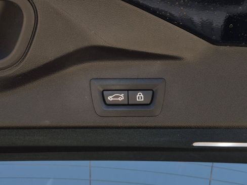 Used 2021 BMW X5 sDrive40i w/ Convenience Package RWD image 9