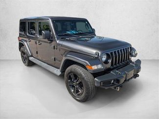 Used 2019 Jeep Wrangler Unlimited Sahara AWD/4WD video 3