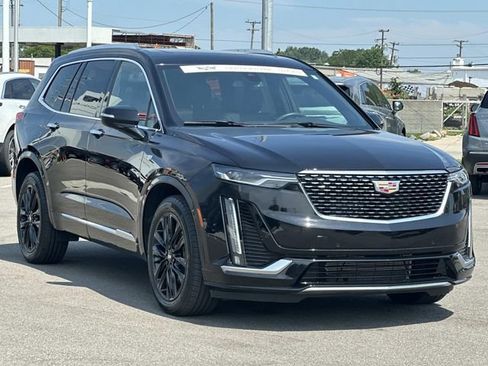 Certified 2024 Cadillac XT6 Premium Luxury AWD/4WD image 39