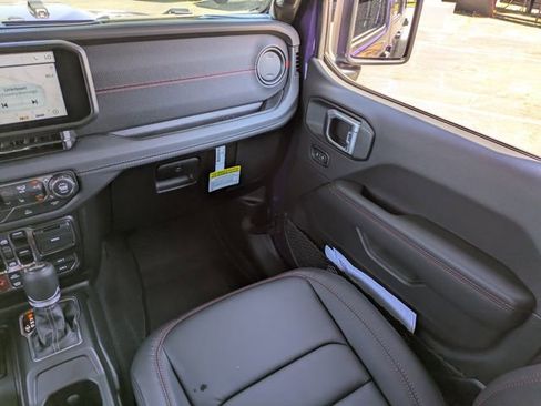 New 2026 Jeep Wrangler Unlimited Rubicon AWD/4WD image 17