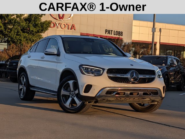 Used 2023 Mercedes-Benz GLC 300 4MATIC Coupe image 2