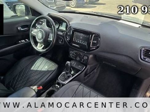 Used 2019 Jeep Compass Latitude FWD image 14