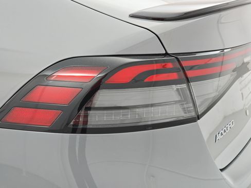 Used 2024 Honda Accord Sport image 32