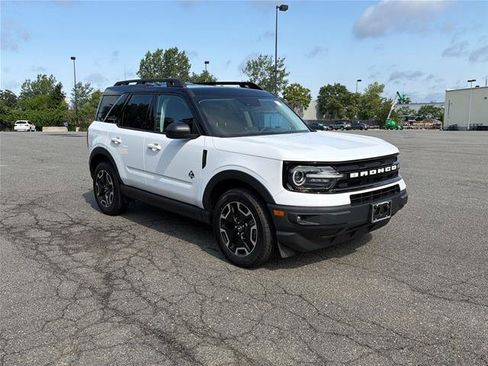 Certified 2023 Ford Bronco Sport Outer Banks AWD/4WD image 3