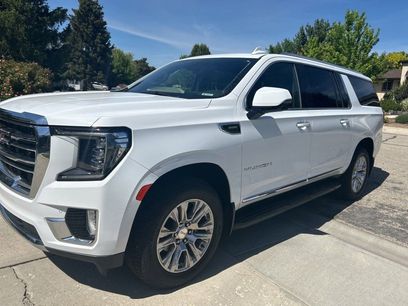 Used 2023 GMC Yukon XL SLT w/ SLT Luxury Package