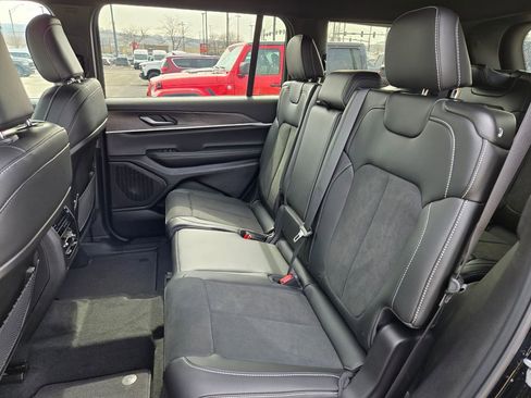 New 2026 Jeep Grand Cherokee L 4WD image 27