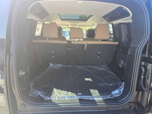 New 2026 Land Rover Defender 110 S image 17