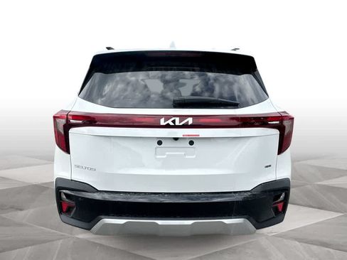 Certified 2026 Kia Seltos EX w/ EX Sunroof Package AWD/4WD image 7